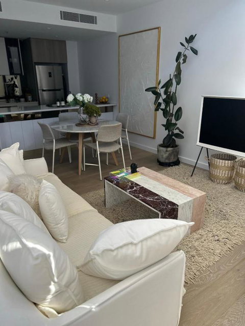 New & Modern Loft 1bd W/Pool&Gym - QLD Tourism 0
