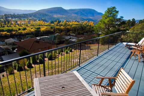 New Norfolk Holiday Apartments - QLD Tourism 1