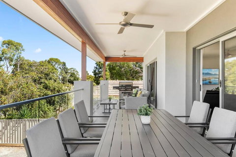 NEW - Sunrise Waters Holiday House - Queensland Tourism 3
