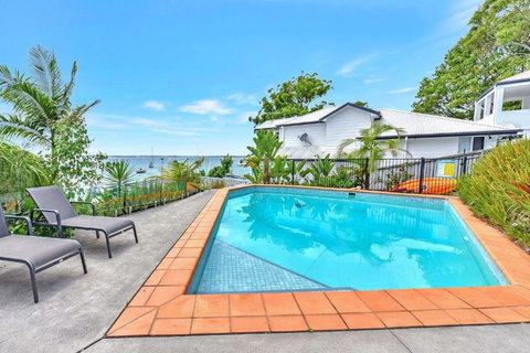 New Property Shimmer Shores Absolute Waterfront Retreat At Fishing Point, Lake Macquarie - QLD Tourism 0