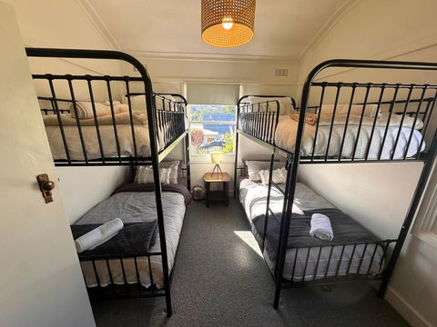 Mount Beauty 3BR Home - Queensland Tourism 2