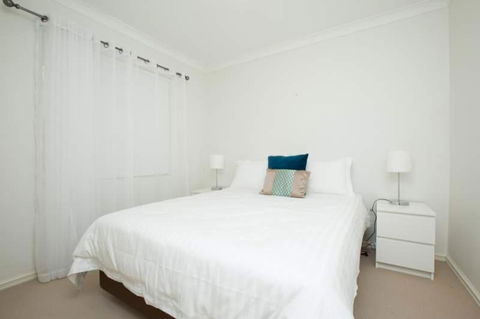 Mt Pleasant Short Stay - QLD Tourism 1