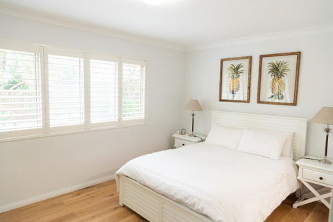 Newport Beach Pad - Perfect Location - Queensland Tourism 3