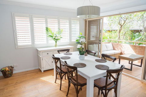 Newport Beach Pad - Perfect Location - Queensland Tourism 2