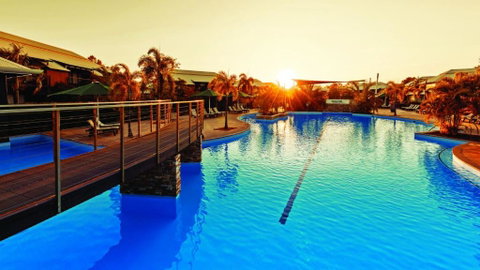Oaks Cable Beach Resort - QLD Tourism 1