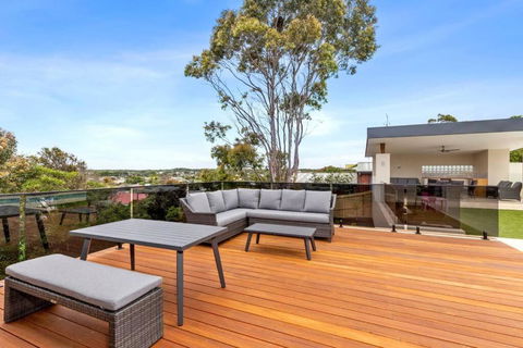 OASIS ON SUNSET - Tranquility Close To The Ocean - QLD Tourism 3