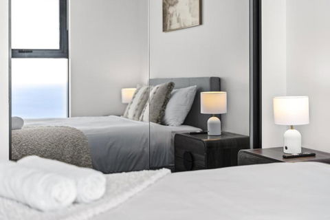 OCEAN Views In Beachside 2-Bedroom Unit - Q Stay - QLD Tourism 2