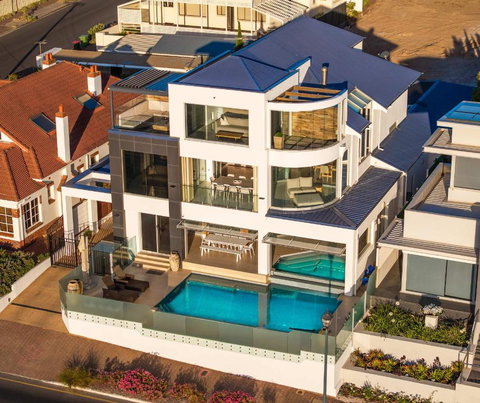 Ocean View Villa With Pool Spa & Cinema - QLD Tourism 0