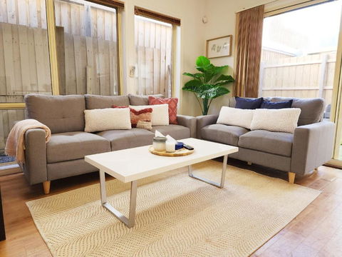 On The Beach, Kids & Pets Friendly - Queensland Tourism 1