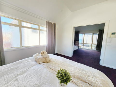On The Beach, Kids & Pets Friendly - Queensland Tourism 2