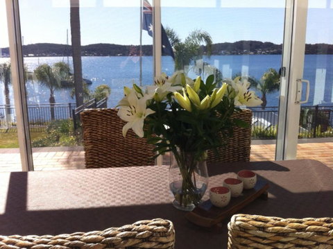 Overnight Reflections B&B - QLD Tourism 2