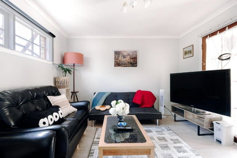 One-Bedroom Suite-Close To Beach And CBD - Queensland Tourism 1