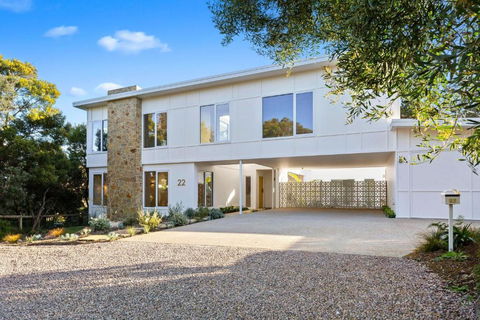 Palm Springs Hideaway - Queensland Tourism 3