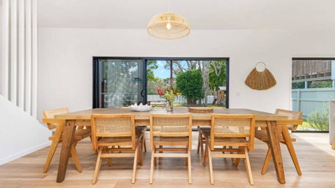 Pangkarra -Stunning Beach House - Family Friendly - QLD Tourism 3