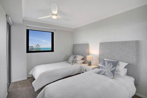 Panoramic Ocean View 2 Bed 2 Bath - Queensland Tourism 2