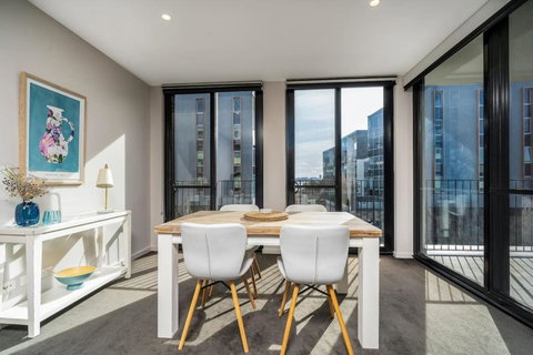 Paradise In Popular Pier Complex Apt - Kingston - Queensland Tourism 3