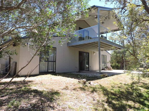 Paradise On The Boulevard - 90 Mile Beach Holiday Home - Queensland Tourism 0