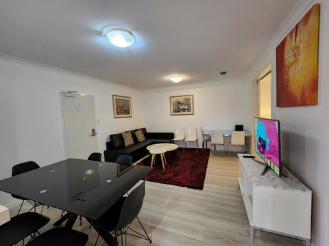 PERTH CBD APARTMENTS - QLD Tourism 0