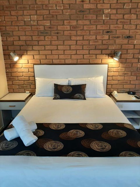 Peppermill Inn Motel - Queensland Tourism 2