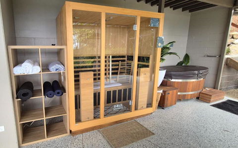 Personal Sauna & Ice-bath At Kookaburra Cabin - Queensland Tourism 0