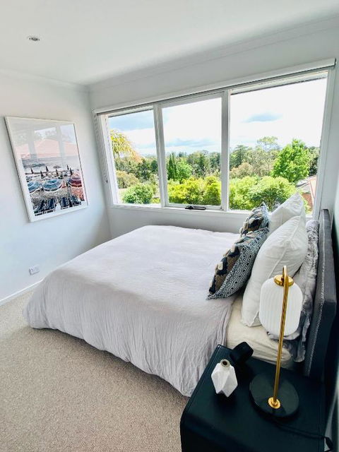Pool & Pet Friendly - Mornington Peninsula Beach House - QLD Tourism 3