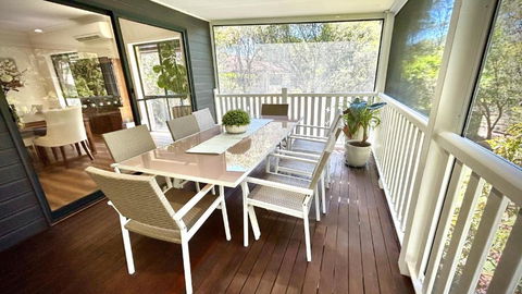 Perfect North Brisbane Retreat 4 Bed - Queensland Tourism 1
