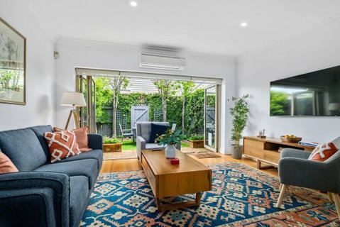 Perfect Page St Home 3Bed 2Bath Sleeps 6 - QLD Tourism 0