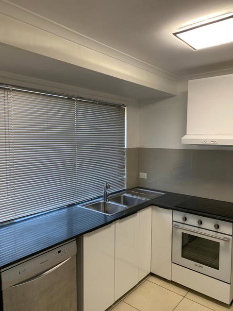 Pets Welcome Central And Convenient - Queensland Tourism 1