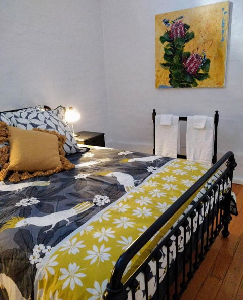 Pips On Mitchell - Beautiful Historic Apartment - QLD Tourism 0