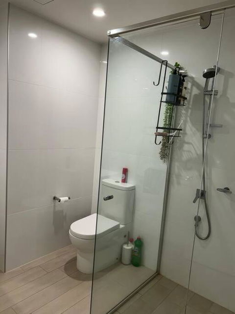 Plush Apartment On Mort - QLD Tourism 1