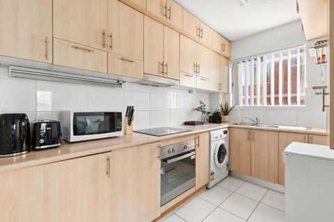 Polished 2-Bed Unit In The Heart Of Parramatta - QLD Tourism 2