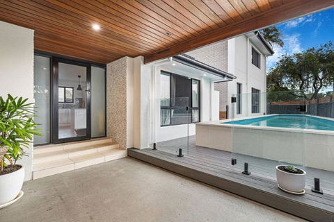 Pool House Hideaway - QLD Tourism 0