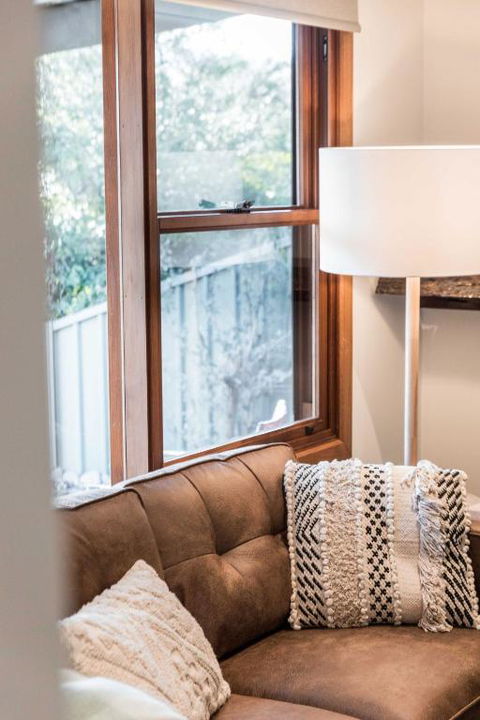 Porepunkah Cottage - Queensland Tourism 0