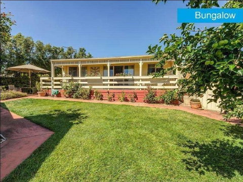 Portarlington Holiday Apartment - QLD Tourism 1