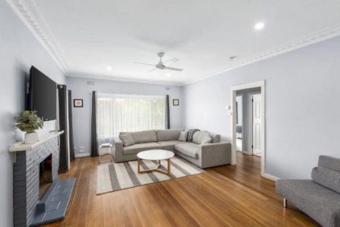 Portside Rest - Queensland Tourism 3