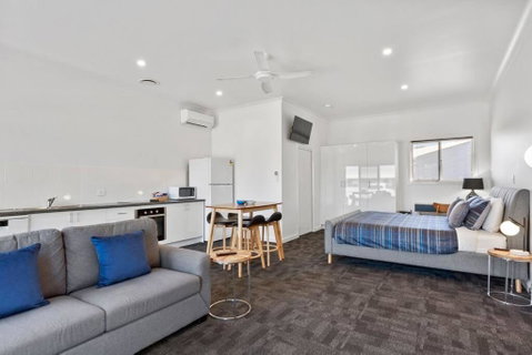Port Lincoln Shark Apartment 5 - QLD Tourism 0