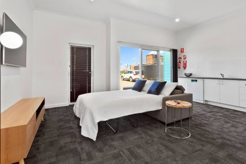Port Lincoln Shark Apartment 5 - QLD Tourism 3