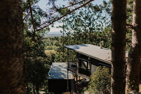 Rainforest Gardens - Luxury Hillside Accomodation With Views To Bay & Islands - QLD Tourism 2