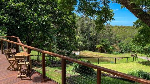 Rainforest Gardens - Luxury Hillside Accomodation With Views To Bay & Islands - QLD Tourism 1