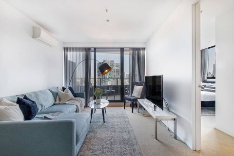 Premium Albert Park Grand Prix Apartment By Ready Set Host - Queensland Tourism 0