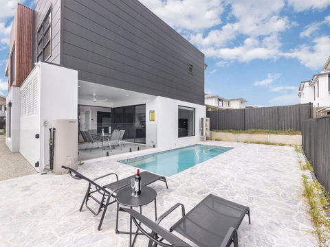 Prestige And Elegance 5BR House W Pool Rochedale - QLD Tourism 2