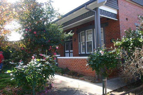 Primrose Cottage - Queensland Tourism 1