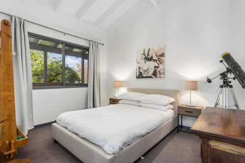 Pristine Mountain Retreat With Expansive Views - QLD Tourism 2