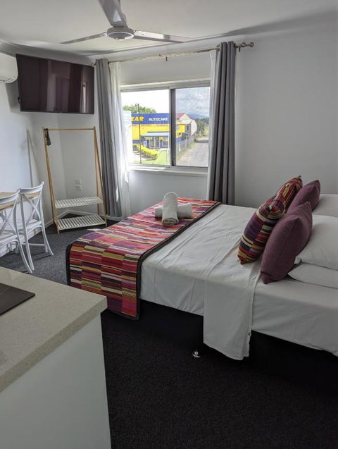 PROSERPINE MOTOR LODGE - QLD Tourism 3