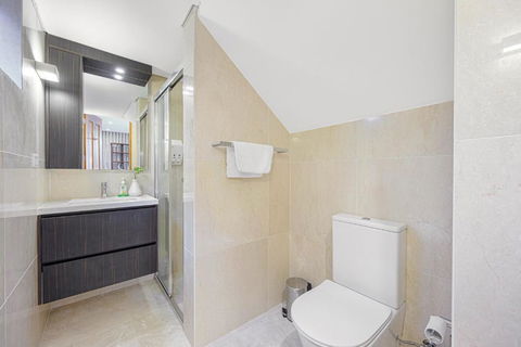 Putney Luxury & Waterview & Pool Near Olympic Park - QLD Tourism 1