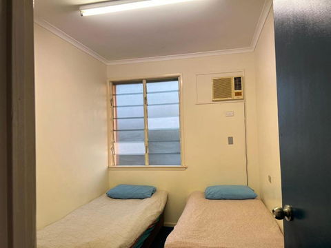 Q Lux Inn Emerald - QLD Tourism 1