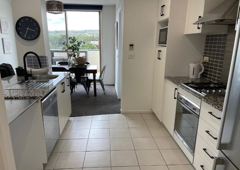 Qbn Cracker: 2BR, 2BA, 2 Secure B/ Ment Car Parks - QLD Tourism 3