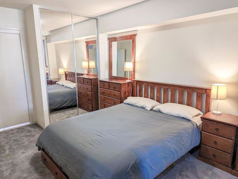 Quiet 1 Bedroom Apartment W Pool And, Walk To QUT - QLD Tourism 3