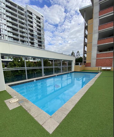 Quiet 1 Bedroom Apartment W Pool And, Walk To QUT - QLD Tourism 0