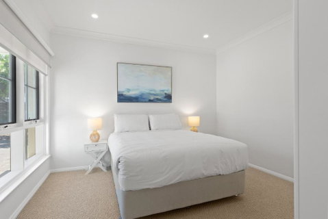 Quiet 2-Bed Retreat With Private Courtyard - QLD Tourism 2